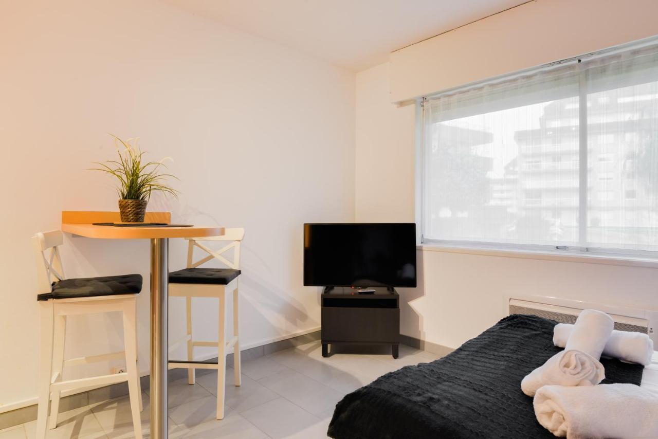 Saint Peres-Sleep In Normandie Apartment Caen Ngoại thất bức ảnh